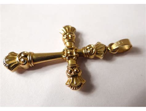 Cross pendant gold jewelry 9K solid gold cross twentieth century crowns