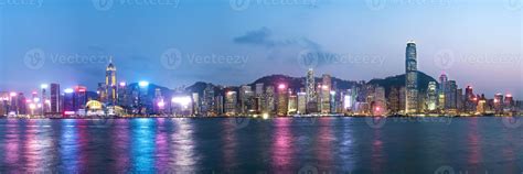 Panorama view of Hong Kong skyline on the evening seen from Kowloon ...