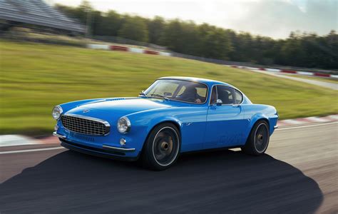 Volvo P1800 Cyan races into Jay Leno's Garage - Auto Recent