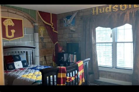 See this lucky NJ kid's amazing Harry Potter inspired bedroom