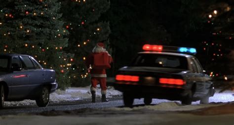 IMCDb.org: 1992 Oldsmobile Achieva in "The Santa Clause, 1994"