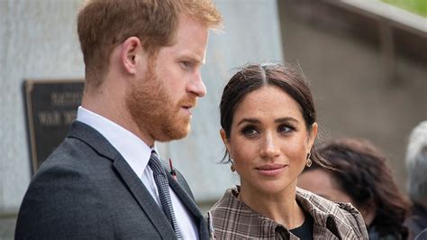 Why Prince Harry & Meghan Markle made their shock announcement about ...