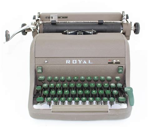 Ernest Hemingway's Moveable Feast typewriter up for auction