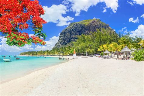 10 Best Beaches in Mauritius
