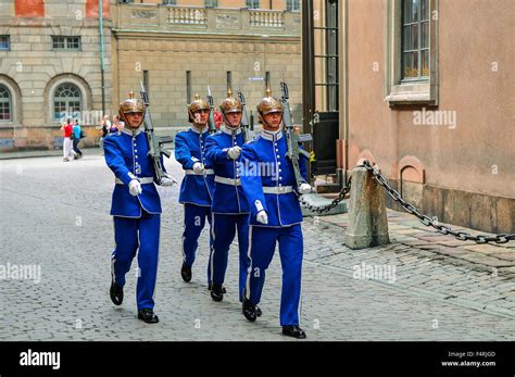 Sweden Stockholm The Royal Palace The royal guards Stock Photo - Alamy