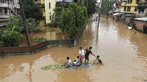 BBC News - In pictures: Floods in Assam