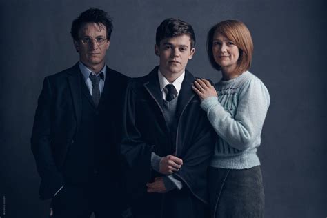 Harry Potter and the Cursed Child play: Harry, Ginny, Albus first look ...