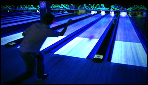 Ten Pin | Night time at Star City Megabowl, Birmingham (UK).… | Flickr