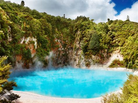 Top 20 Attractions in Spectacular New Zealand for 2021 – Trips To Discover