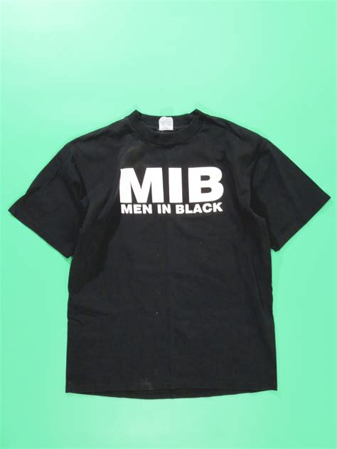 Men In Black Movie T-Shirt - 5 Star Vintage