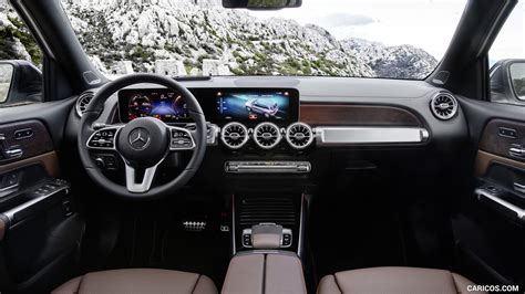 2020 Mercedes-Benz GLB 250 Edition 1 - Interior, Cockpit | Caricos