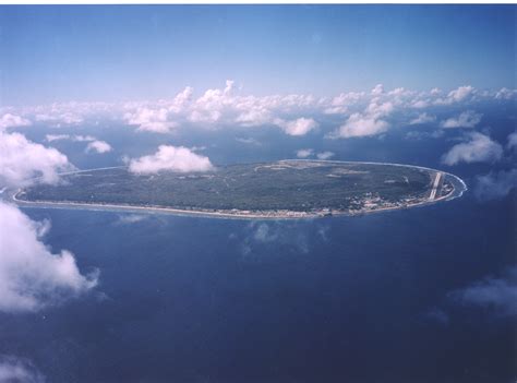 File:Aerial view of Nauru.jpg - Wikipedia
