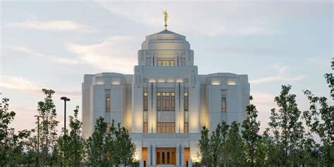 Here's Your First Look Inside the Meridian Idaho Temple | LDS Daily