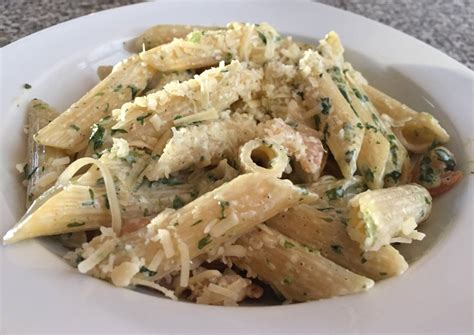 Pasta de camarones al ajillo (con crema) Receta de Manuela Casique- Cookpad