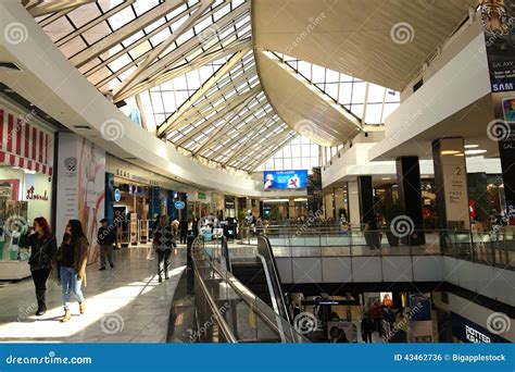 Mall editorial photo. Image of store, shopping, parque - 43462736