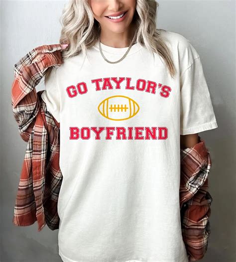 Go Taylors Boyfriend T-Shirt | Allbluetees.com