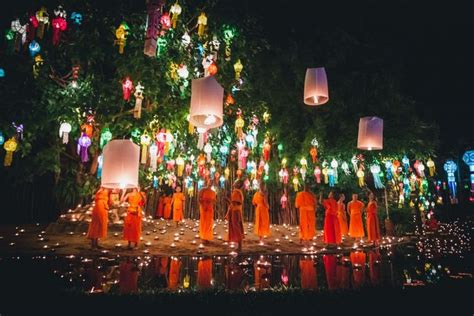 The Ultimate Guide to Chiang Mai Lantern Festival Thailand | Lantern ...