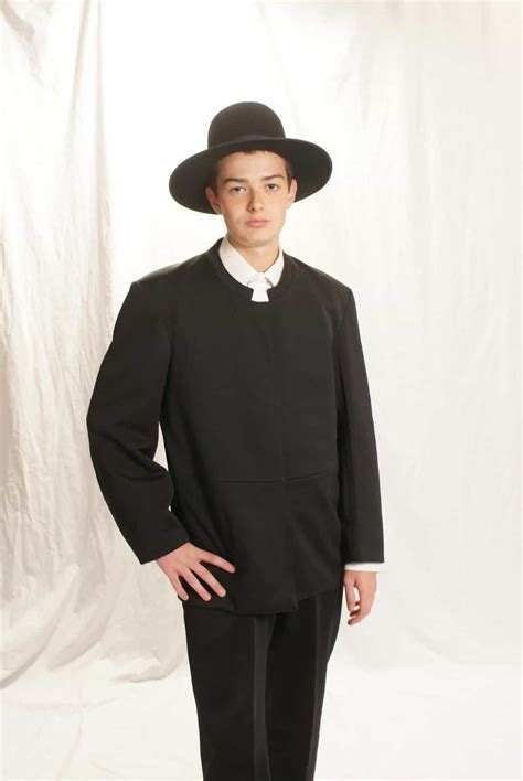 What is the amish dress code