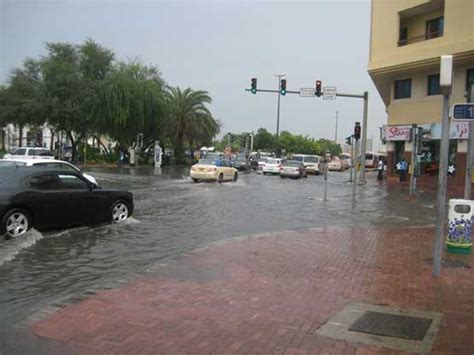 Several parts of Dubai and Sharjah flooded after heavy rains - Emirates 24|7