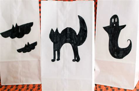 Paper Halloween Lanterns for Spooky Decor - DIY Candy