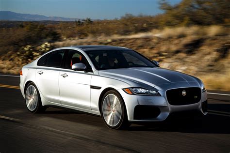 2018 Jaguar XF Review & Ratings | Edmunds