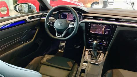 New VW Arteon 2021 - INTERIOR TOUR, digital cockpit & CRAZY ambient lights (Shooting Brake R ...