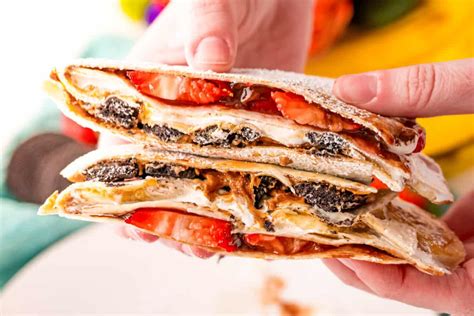 TikTok Tortilla Dessert Wrap Hack - Shugary Sweets