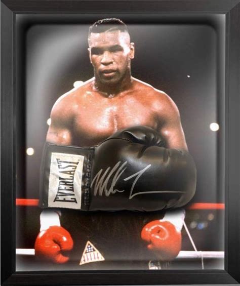 Boxing - Mike Tyson - Boxing glove - Catawiki