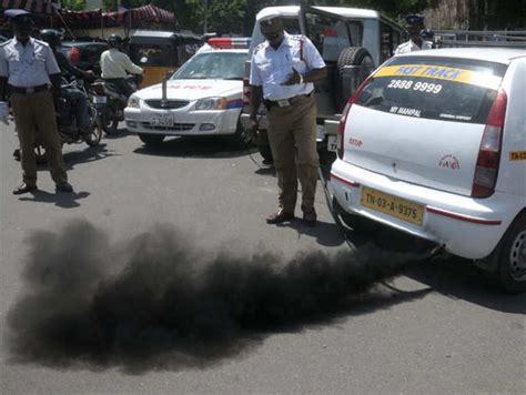 Government asks auto dealers to set up pollution testing facility - The Economic Times