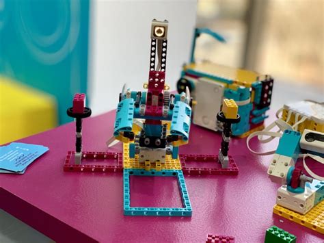 LEGO Education Spike Prime is a STEM toy that combines bricks with coding - GEEKSPIN