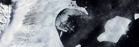 Spreading crack in Antarctica’s ice shelf could cause massive collapse