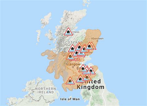 UK flood alerts MAPPED: 173 flood warnings and alerts as severe weather batters UK | Weather ...