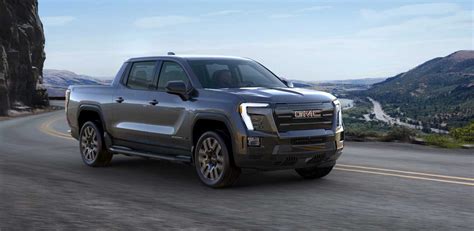 Poll: What Type Of Electrified GM Truck Would You Buy?