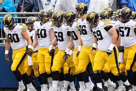 IOWA FOOTBALL NO. 16 IN FIRST COLLEGE FOOTBALL PLAYOFF RANKINGS - Black Heart Gold Pants