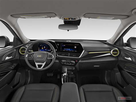 2024 Chevrolet Trax: 31 Interior Photos | U.S. News