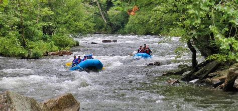 Non Guided Nantahala Rafting | Carolina Outfitters