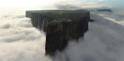 Mount Roraima: The Mysterious Plateau that Inspired 'The Lost World'