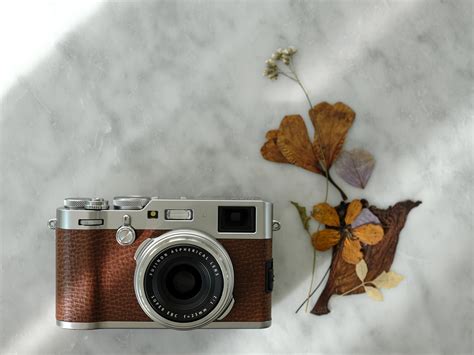 This is the new Fujifilm X100F Brown camera - Photo Rumors