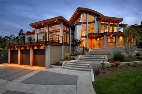 Waterfront House Plans in beautiful British Columbia