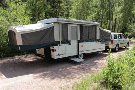 Pop Up Camper Rental - 2002 Westlake Folding Camper Rental