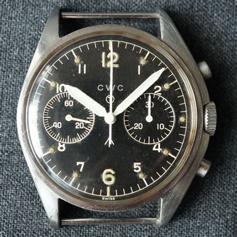 1974 CWC UK ROYAL AIRFORCE PILOT'S ISSUED MILITARY CHRONOGRAPH WATCH ...