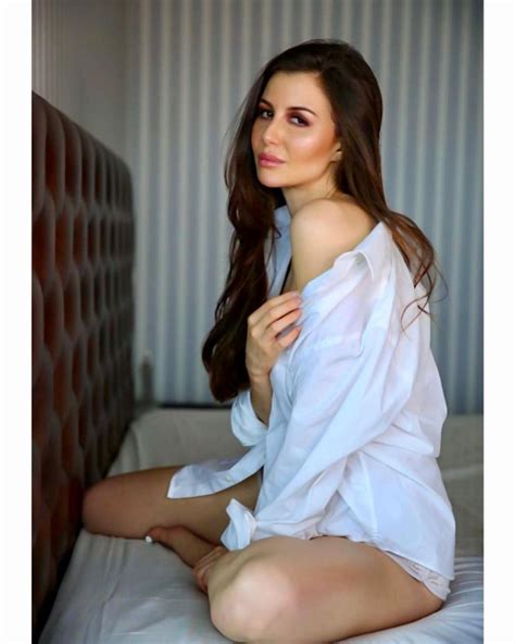 Giorgia Andriani Makes Everyone Swoon With Her Alluring Pictures - News18