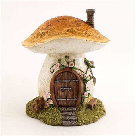 Garden Mushroom Fairy House | Garden mushrooms, Fairy garden, Woodland mushroom fairy