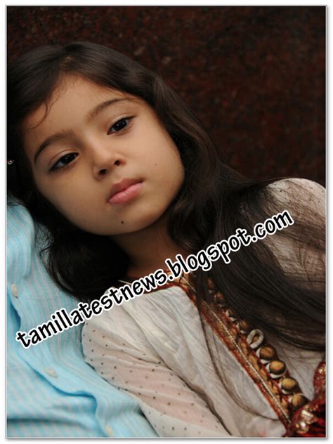 Latest Hot News: Deiva Thirumagal Cute Baby Sara images