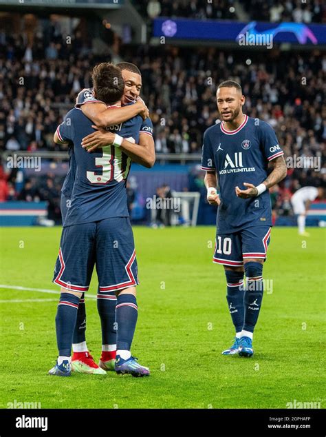 Lionel Messi of Paris Saint-Germain celebrate he’s 1st goal with Kylian ...