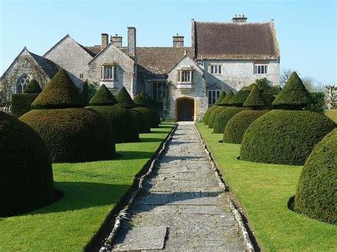 Lytes Cary Manor | Lytes Cary Tudor Manor house and garden i… | Flickr