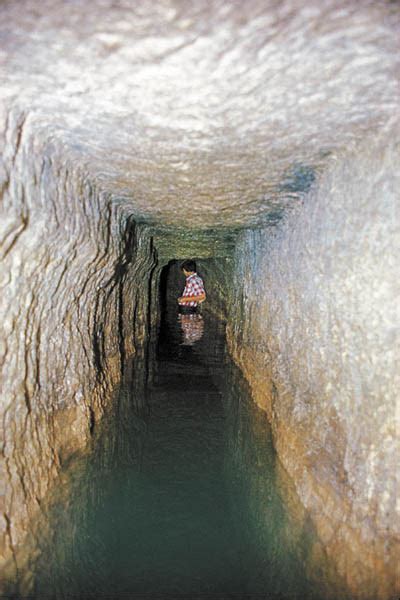 Hezekiah’s Tunnel Reexamined - Biblical Archaeology Society