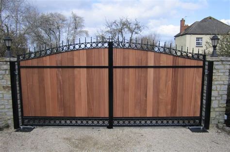 Metal And Wood Driveway Gates Uk | Bruin Blog