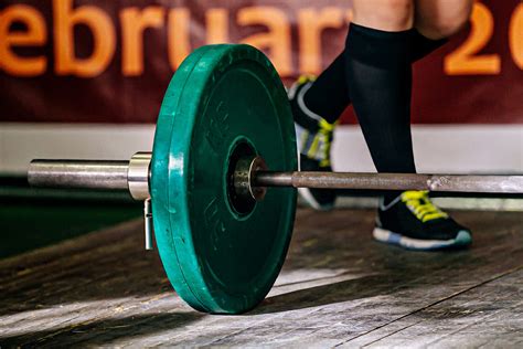 The 7 Best Barbells For Home Gyms - The Home Gym