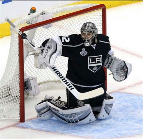 Jonathan Quick during game 5 of the 2014 Stanley Cup Finals | La kings ...